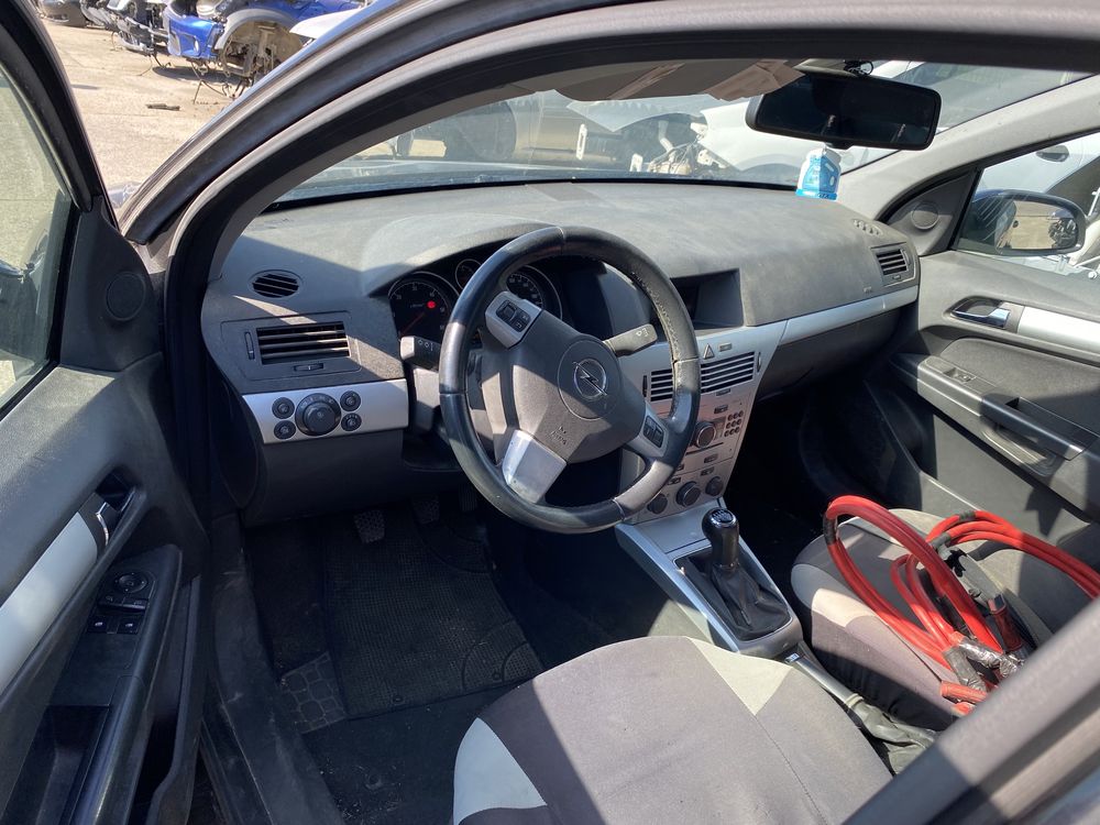 Opel Astra H 1.7 cdti На части