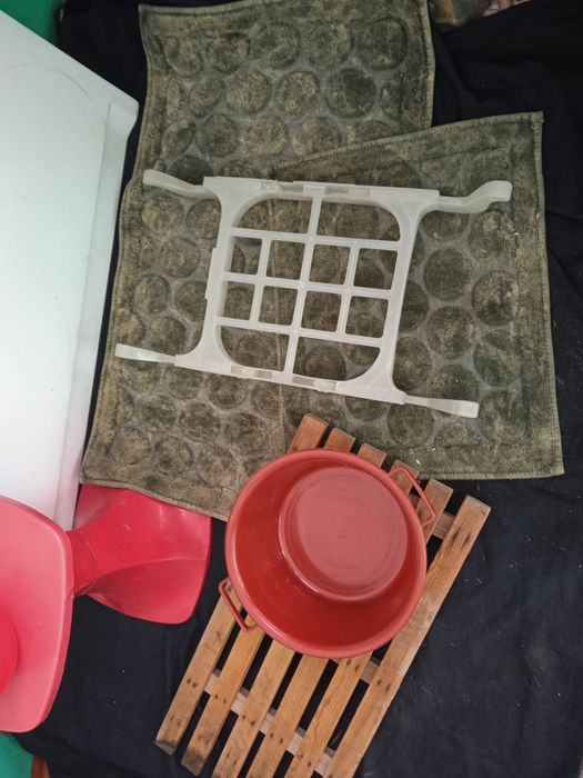 Сиденье на ванну 70 см х 37 см и коврики в подарок