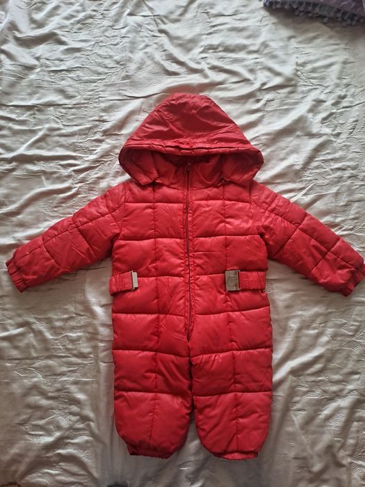 Продам детские комбинезоны для девочек