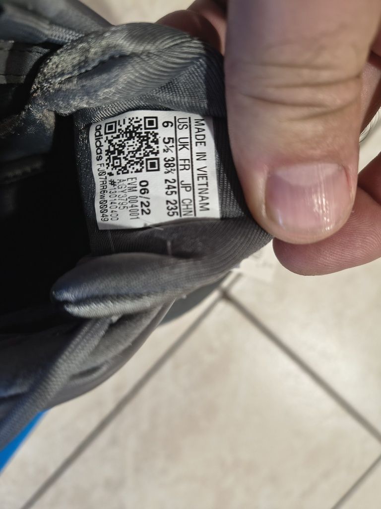 Оригинални Маратонки ADIDAS НОВИ