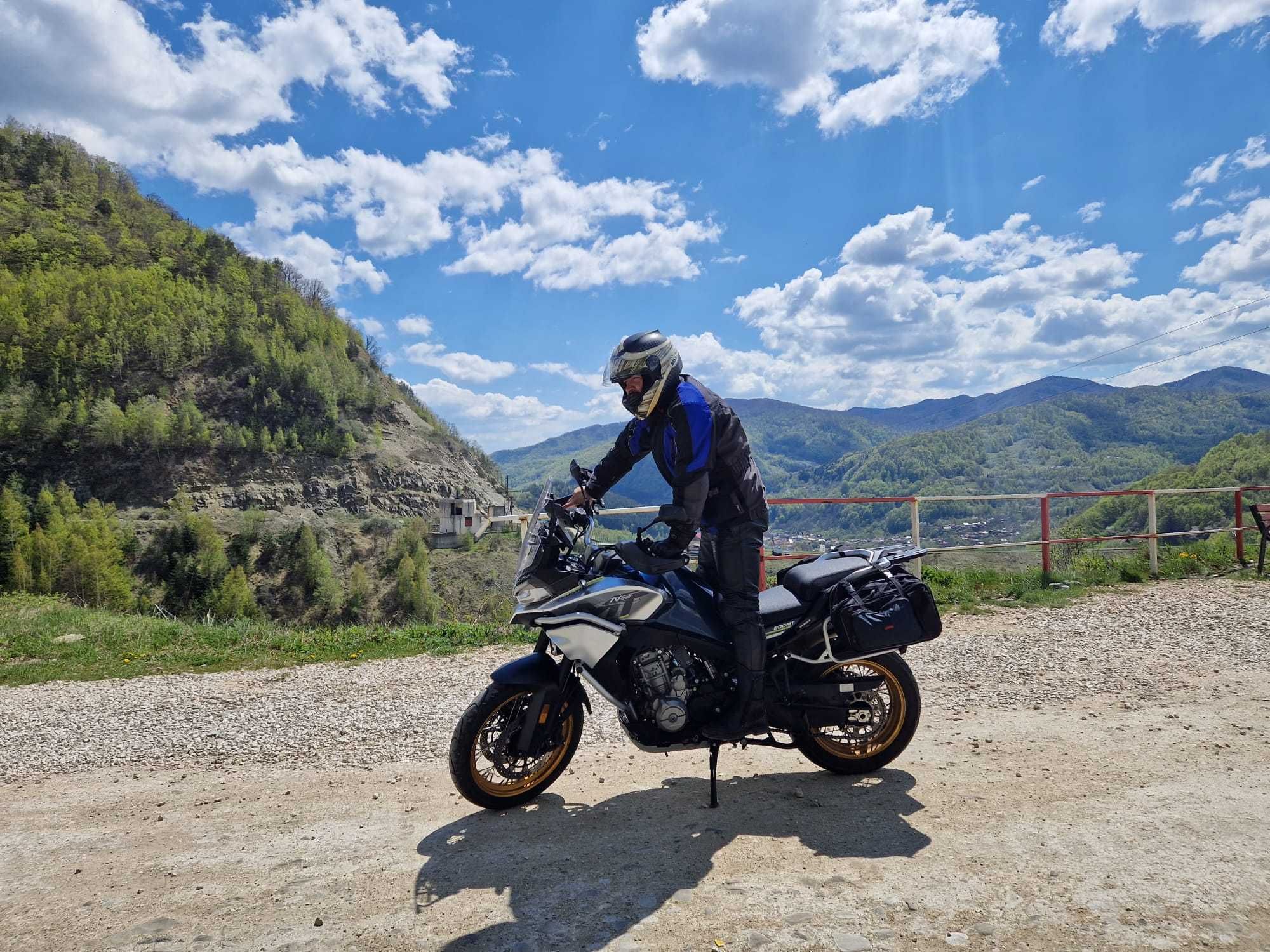 Moto Adventure CFMOTO 800MT Touring 2022