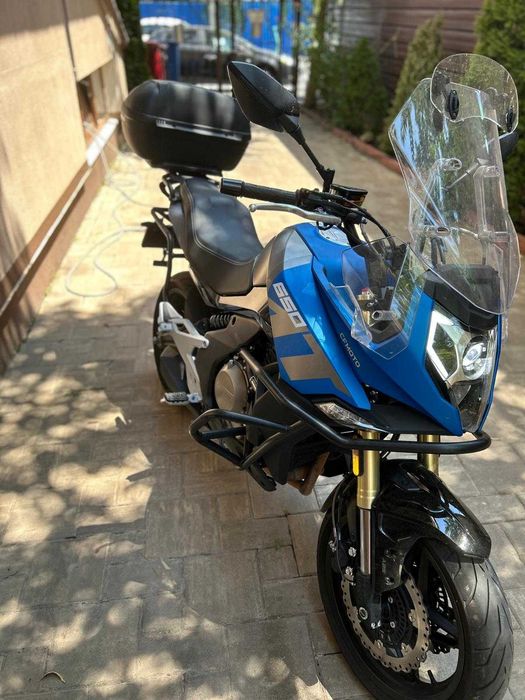 CFMOTO 650MT 2023