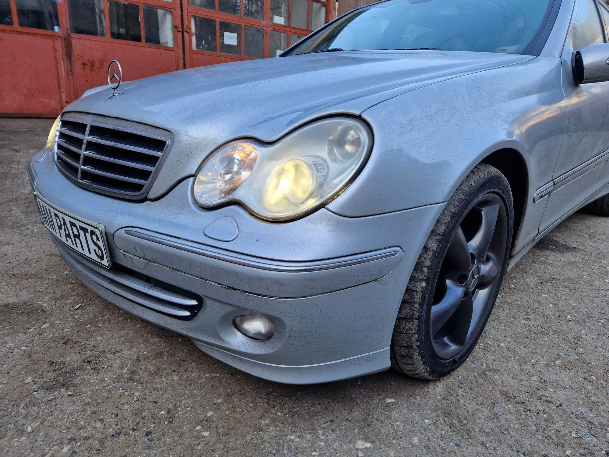 Mercedes W203 C320CDI 224кс Face ксенон автоматик комби НА ЧАСТИ!