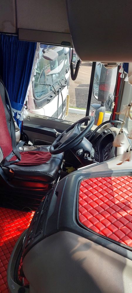 Cap tractor Daf XF 105.460 plus semiremorca Schmitz