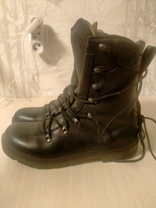 Продам ботинки берцы