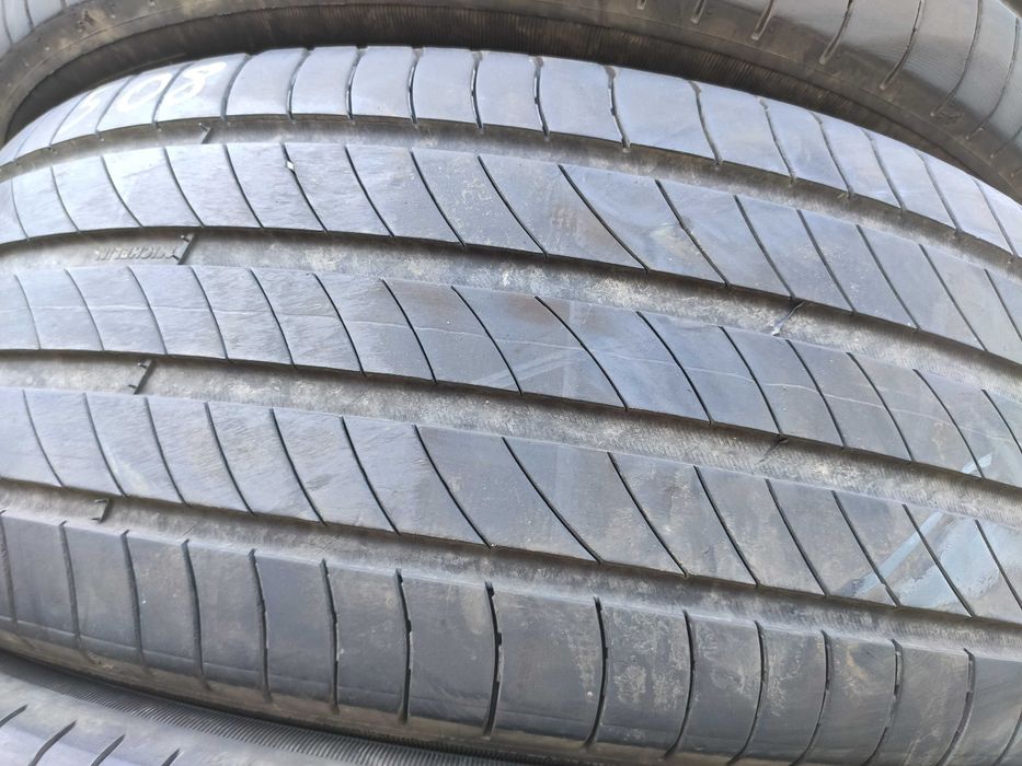 4бр Летни гуми 215 55 17 - Michelin