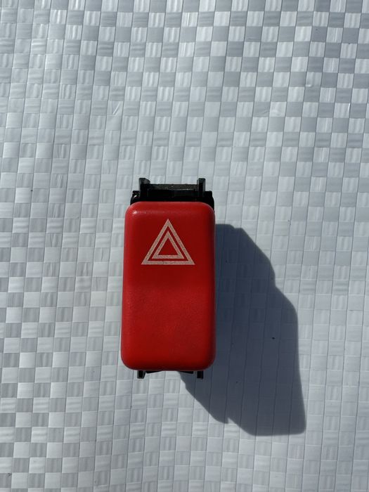 Мерцедес 190 на части