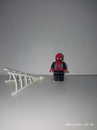 Человек паук из лего