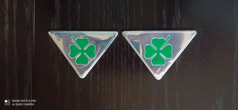 Емблема детелина за Алфа Ромео