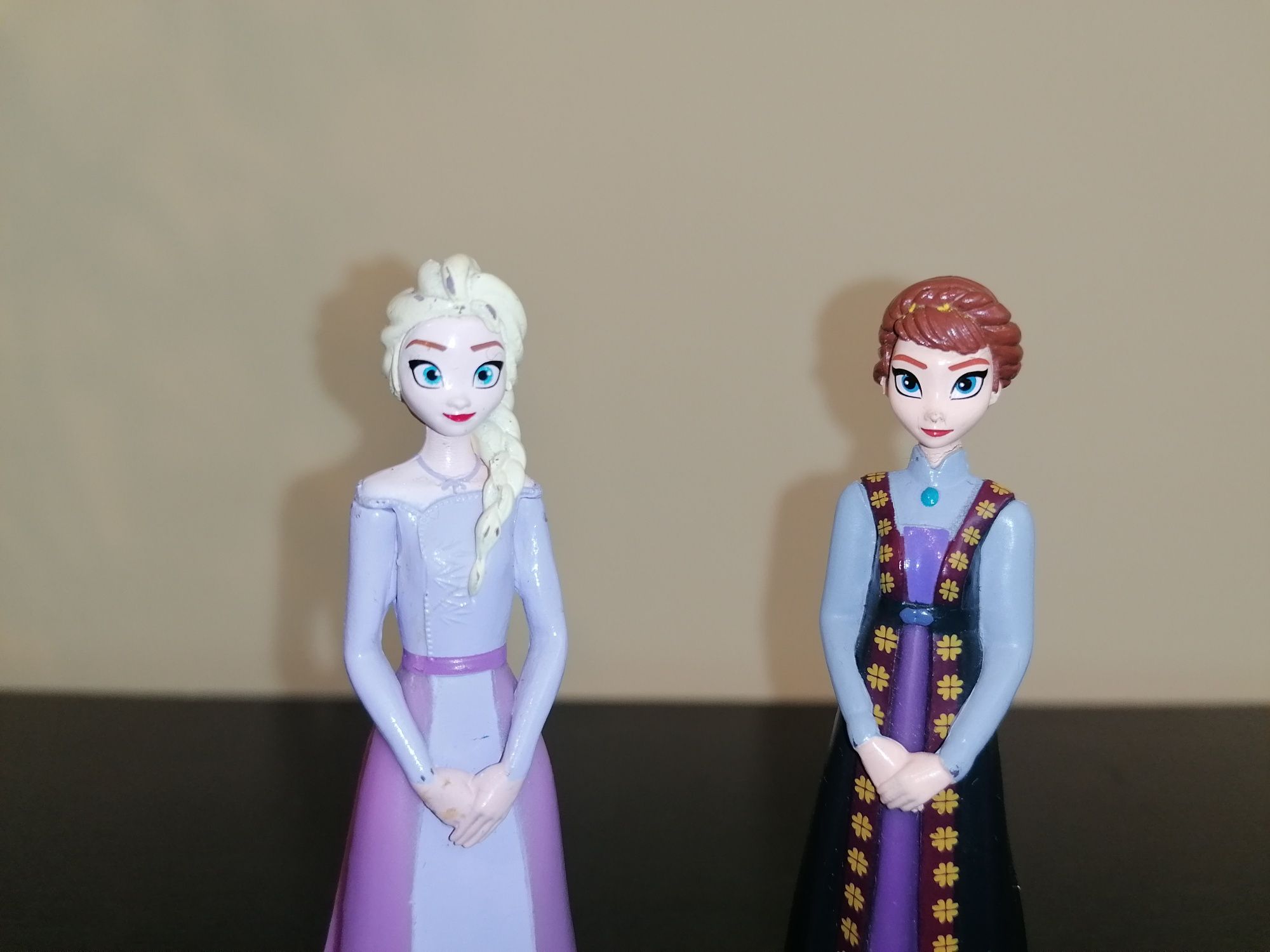 Figurine disney frozen /Elsa, ana