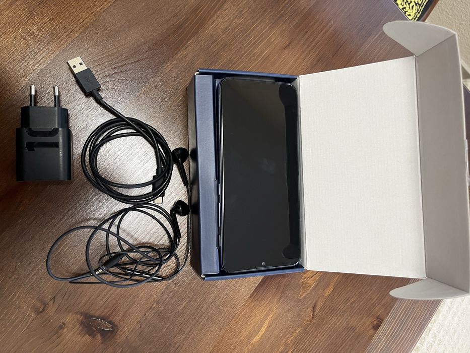 Motorola g20 телефон