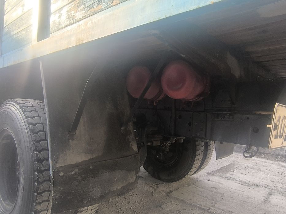 ЗИЛ сотилади холати зўр