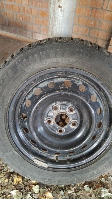 Шины шипованные зимние 45000₸ за комплект