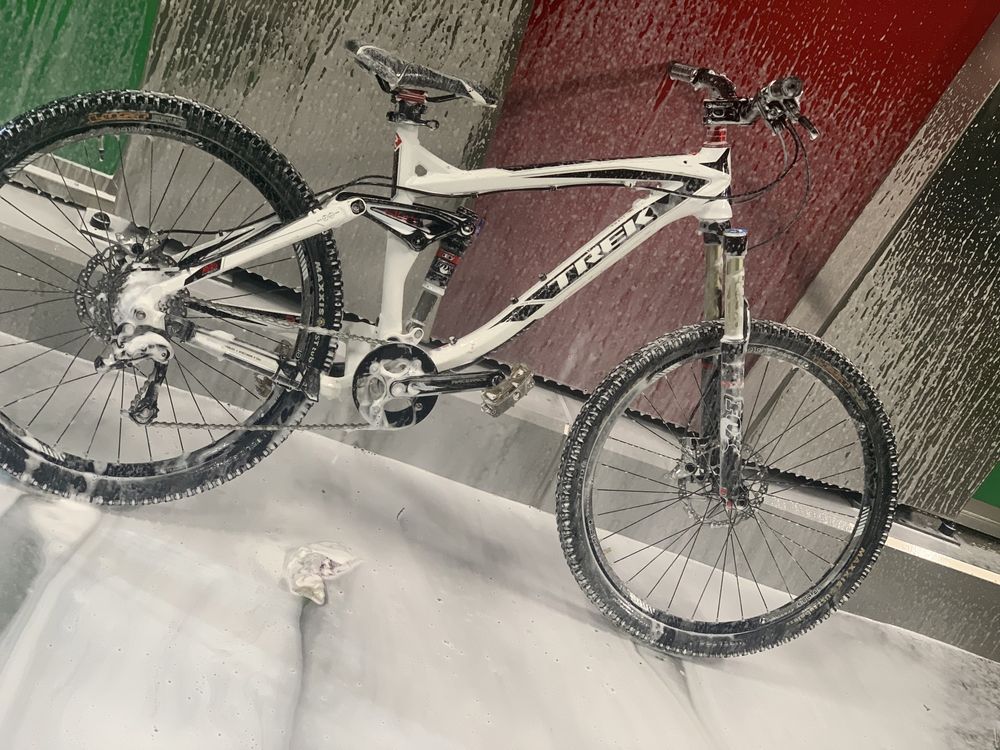 De vanzare bicicleta trek full fox