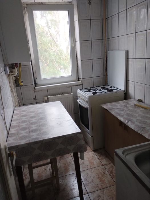 Inchiriez apartament