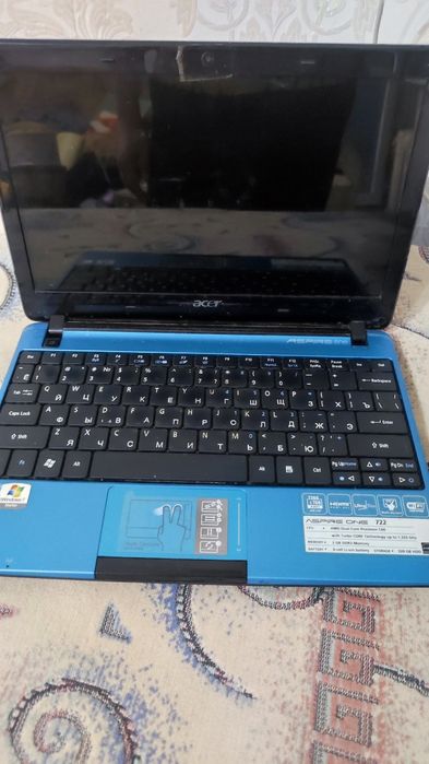 Нетбук Acer Aspire One 722