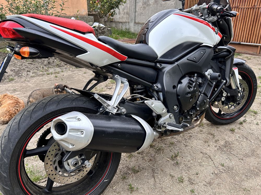 Yamaha fz1-n 1000cc