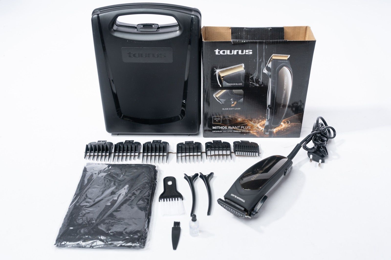 Чисто нова машинка за подстригване Taurus Mithos Titanium Avant Plus