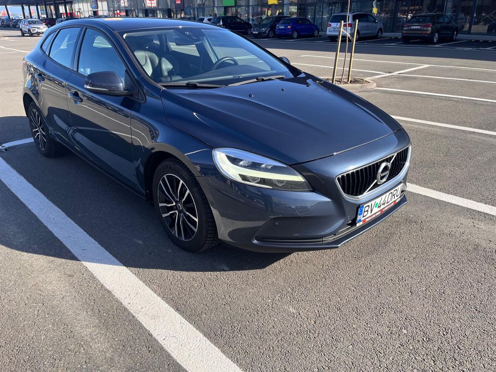 Volvo V40 - 2.0 DIESEL