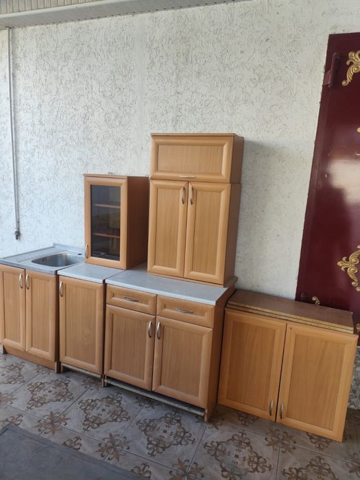 Продается кухонный гарнитур