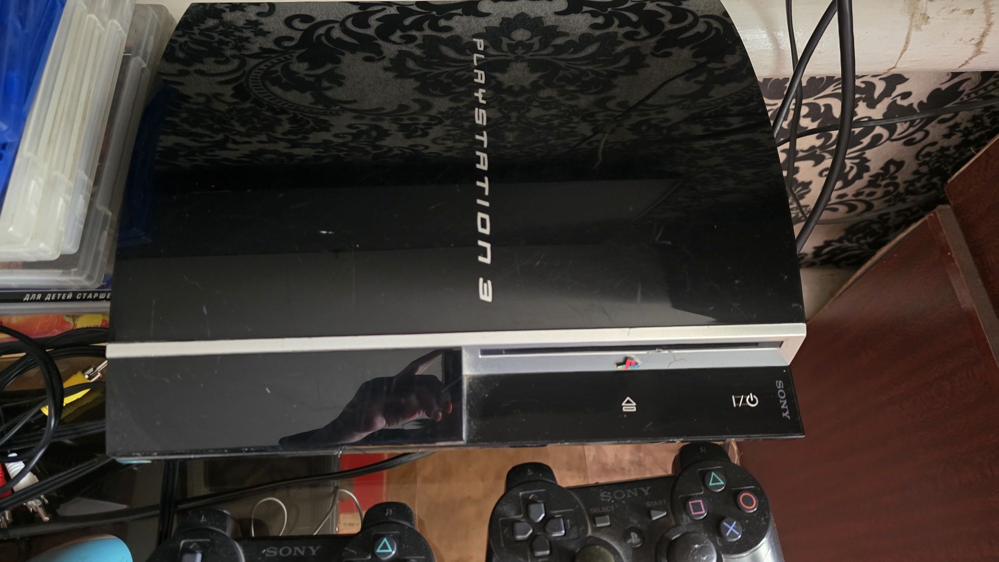 Продам PS3 в рабочем состоянии