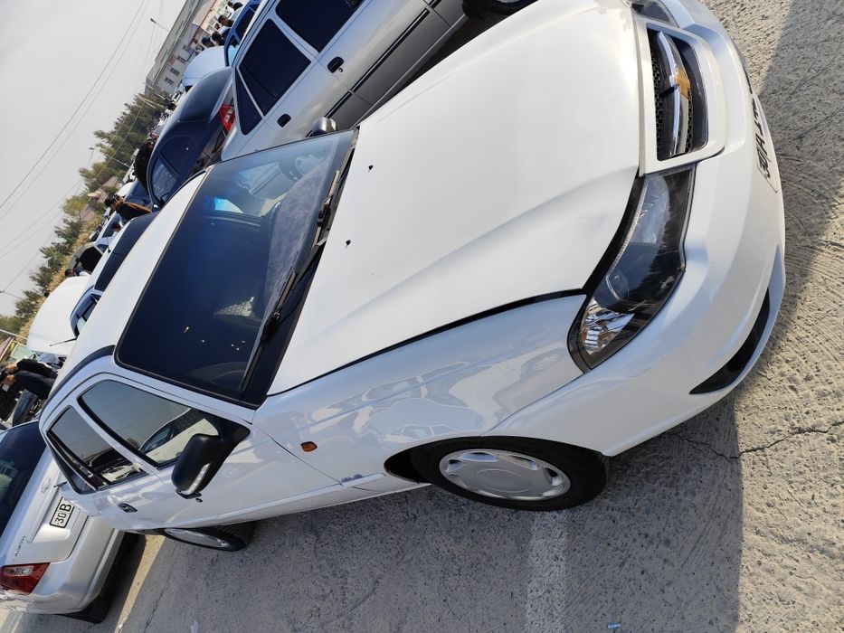 Nexia2 1.6 probegi 218 ming kraska 30% yili 2011 metanl