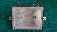 прожектор халогенен метален с лампа 150-500 вата W за външни условия