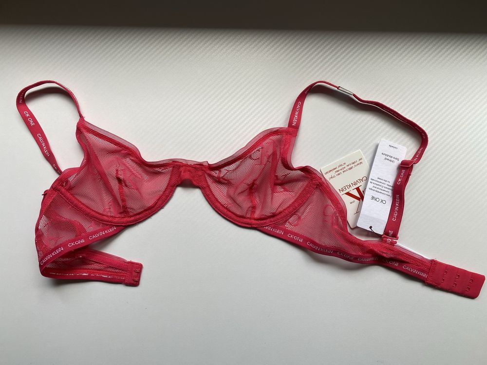 Сутиен Calvin Klein