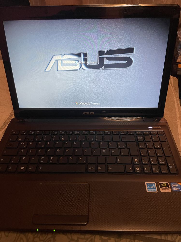 Laptop asus i5 8gb rami