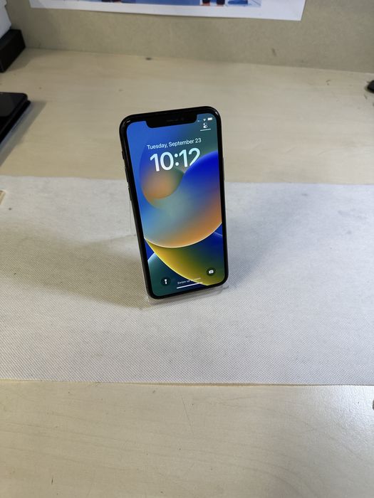 Iphone 11 pro / 64 gb / baterie noua