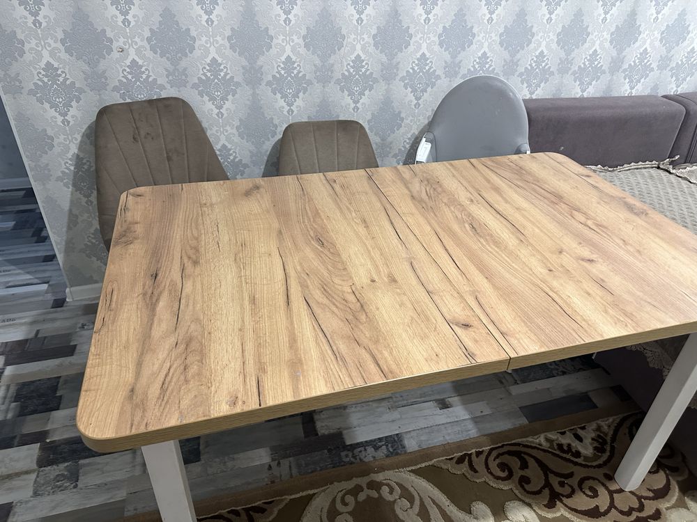 Продам стол раздвижной