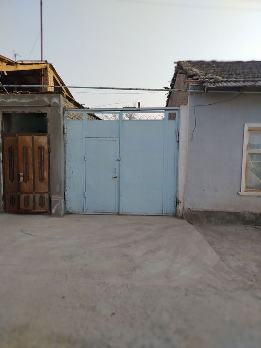 Кибрай тумани Бобонок 3учинчи туп 23уй мунжал 4-мактаб олдида