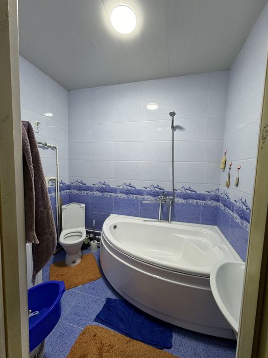 Чилонзор 10 кв 3/8/8 новостройка запчаст бозор