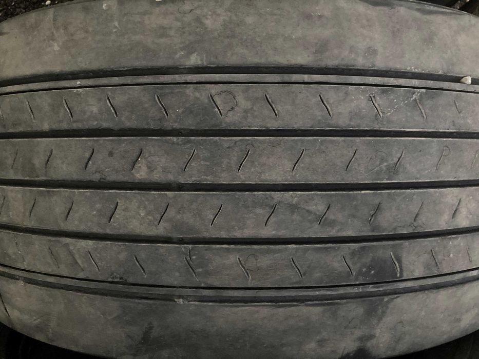 Гуми за камион 355 50 22.5 CONTINENTAL