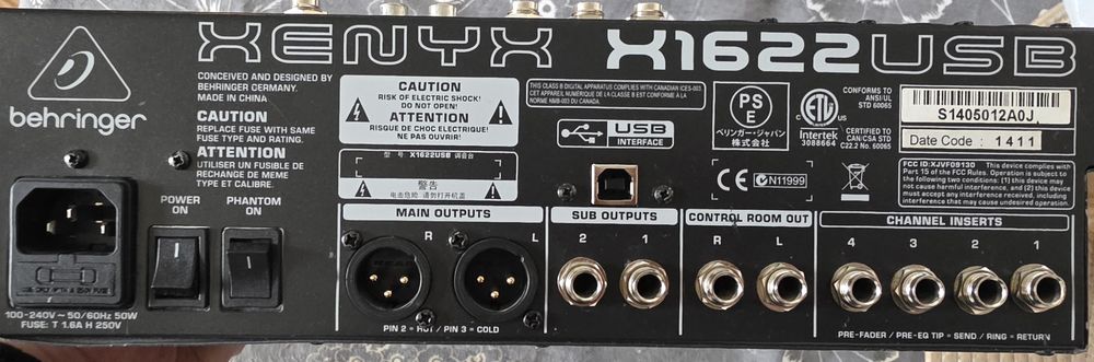 Mixer Behringer Xenyx X1622USB