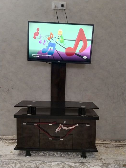 Podstavka televizor uchun