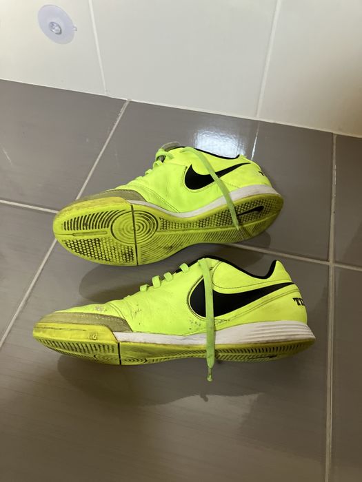 Pantofi sport nike marimea 40.5