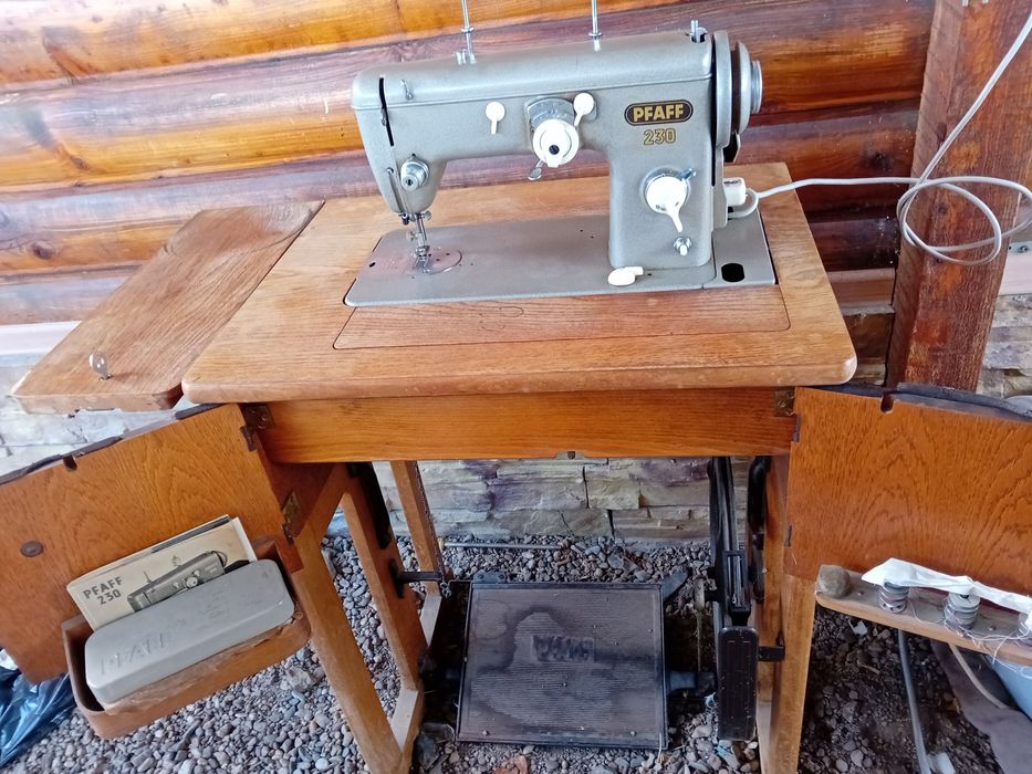 Vând mașină de cusut pfaff 23 electrica