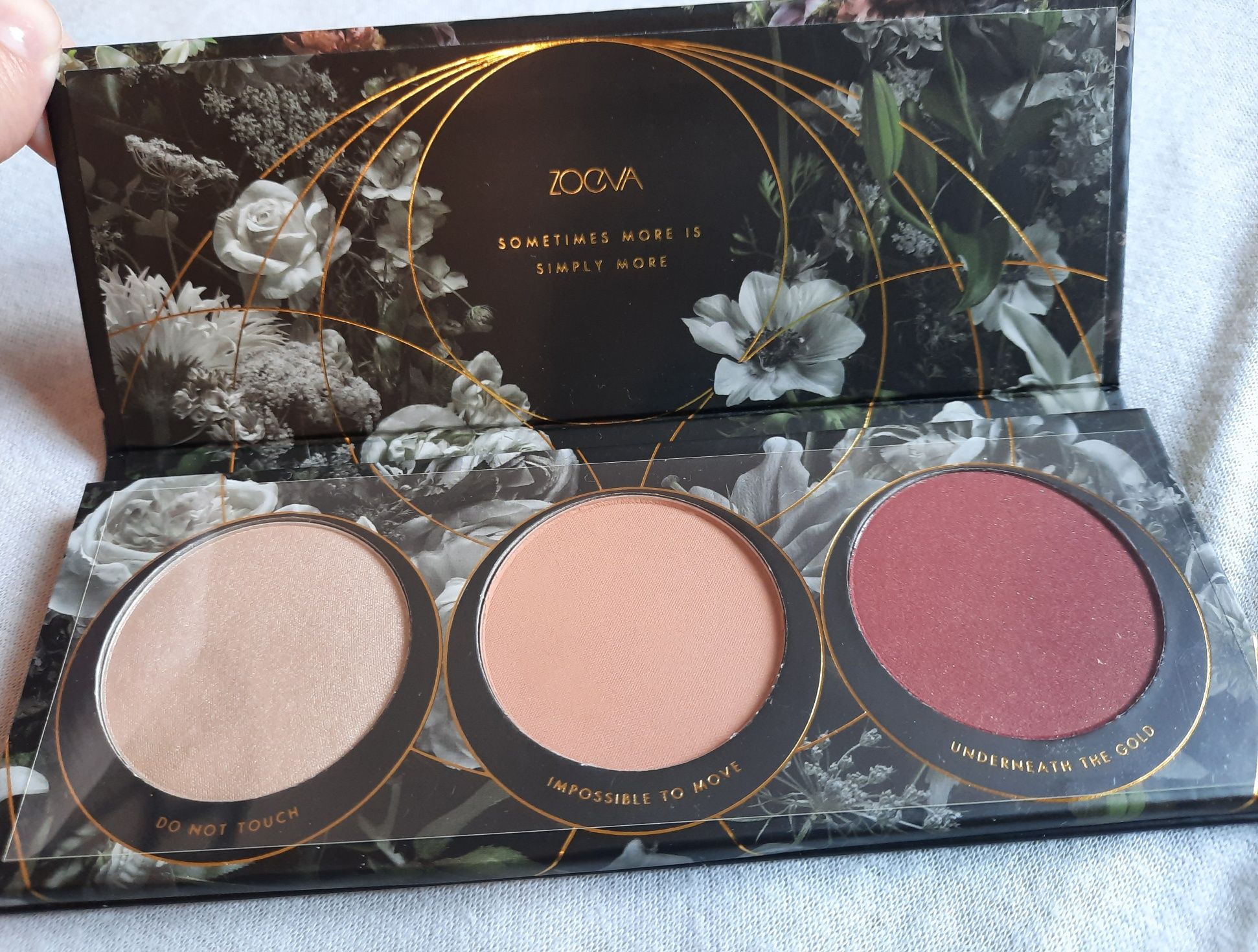 ZOEVA Opulence Blush Palette