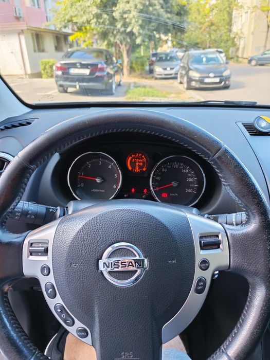 Nissan Qashqai j10