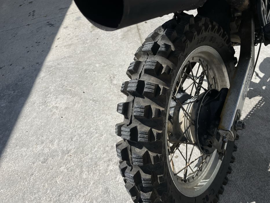 Honda XL 600.
