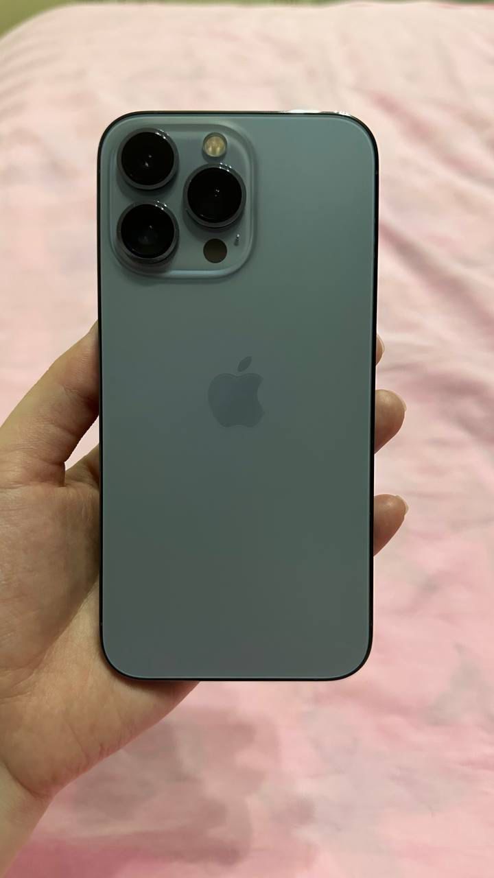 Продам Apple 13 pro