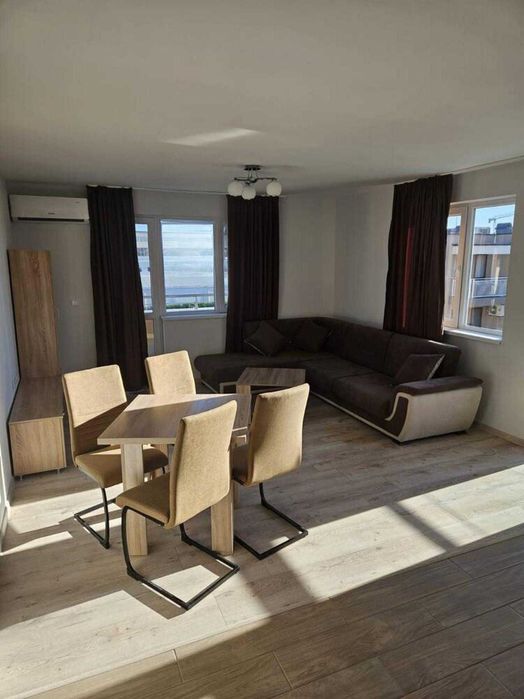 Продава се Двустаен апартамент в Пловдив, Остромила - 79 кв.м за 5 €/кв.м - Снимка #1