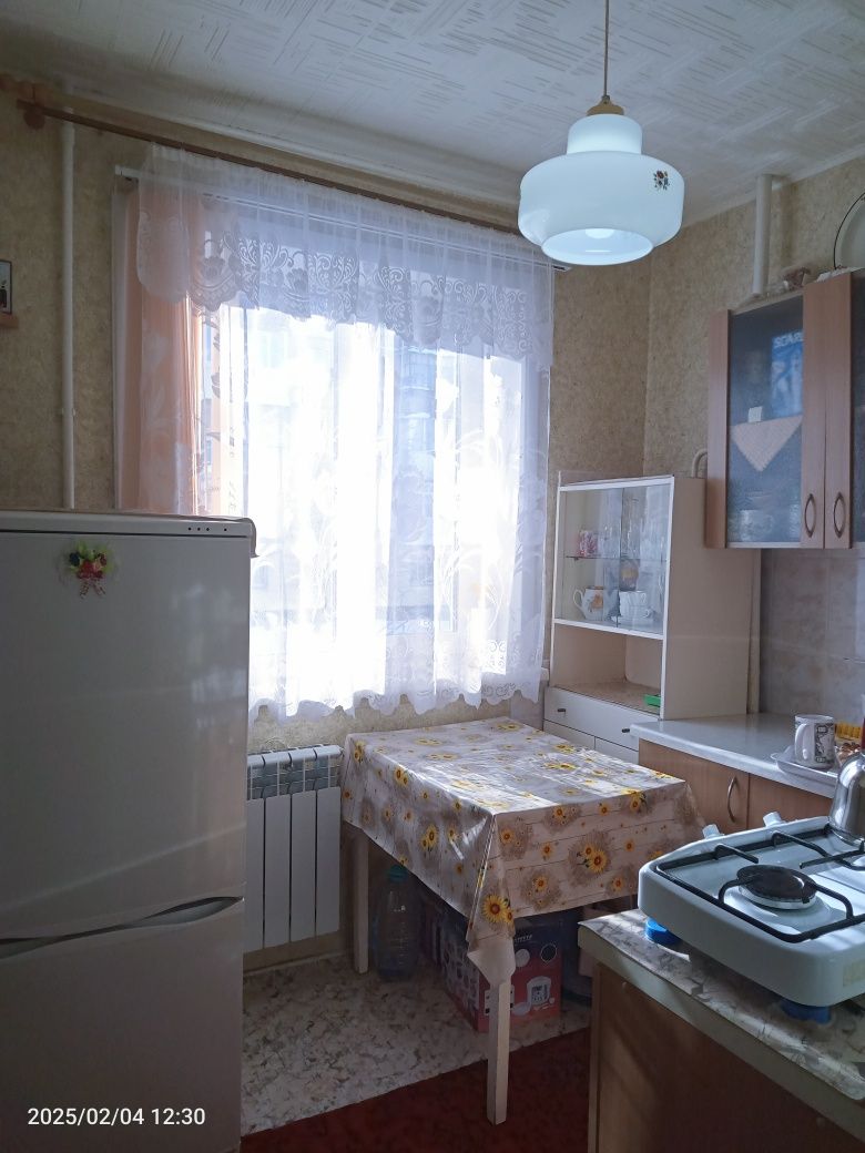 Продаю -1-ю.кв. на 3 мкр.