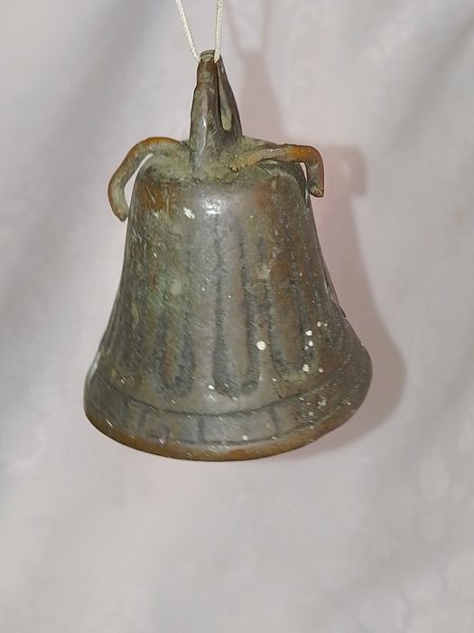 Стари Бронзови Звънчета, Камбанки