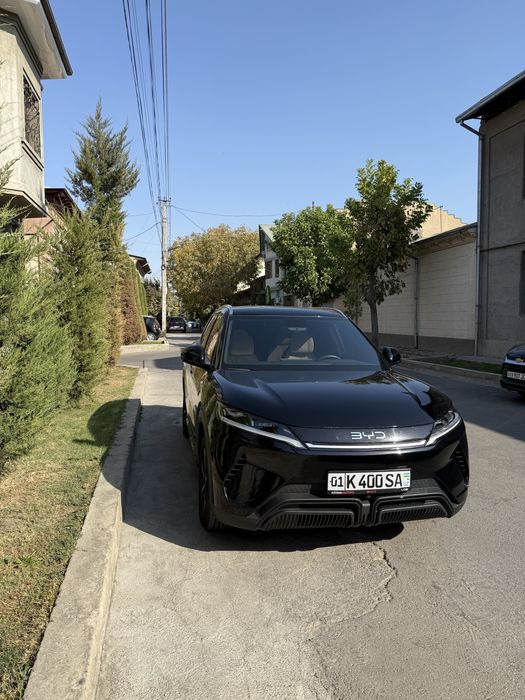 BYD Yuan Up Nahd/Arenda