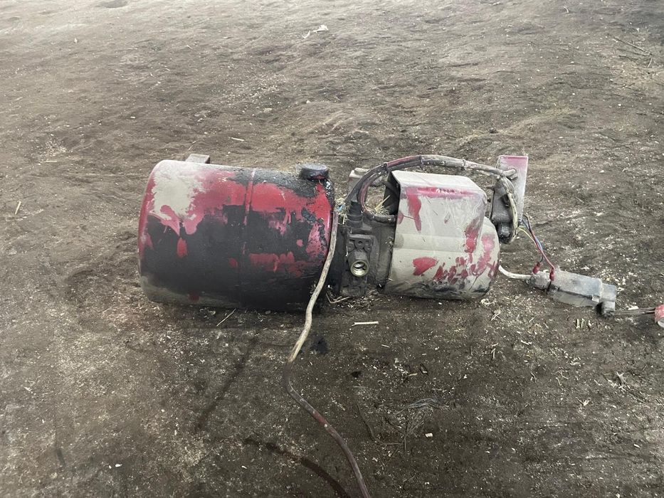 Vând pompe basculare