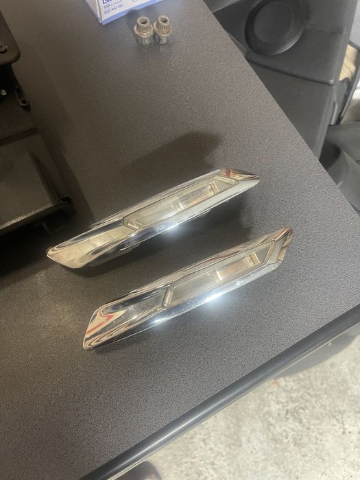 Semnal aripa bmw f10 f11