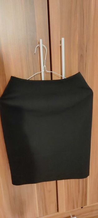 Fusta neagră H&M mărimea 34