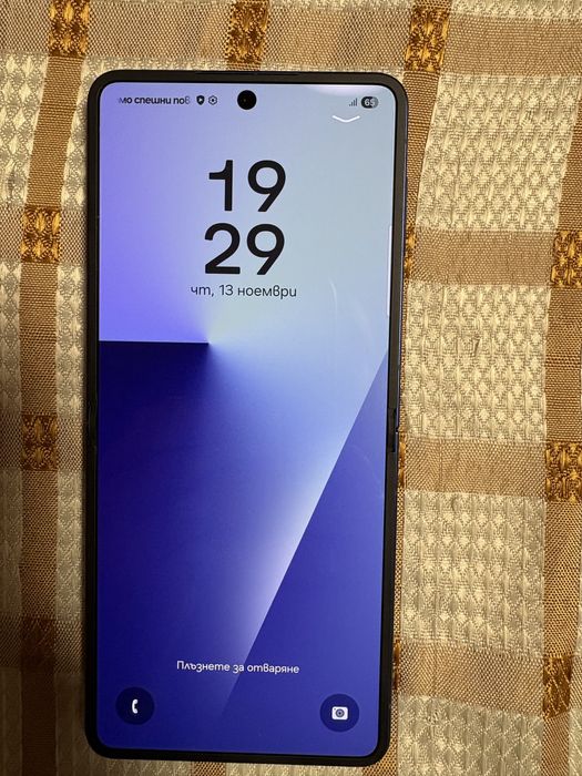 Samaung Galaxy Z Flip 7